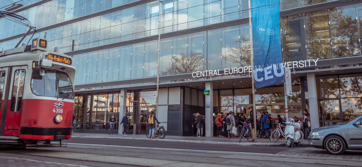 Két tárgyból is a világ legjobb 50 egyeteme közé került a CEU