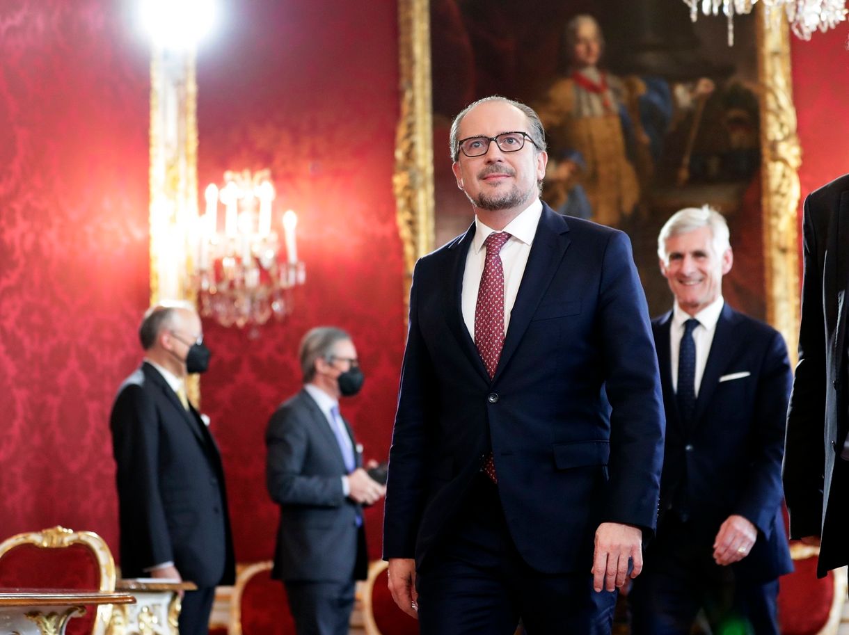 Beiktatták hivatalába az új osztrák kancellárt
