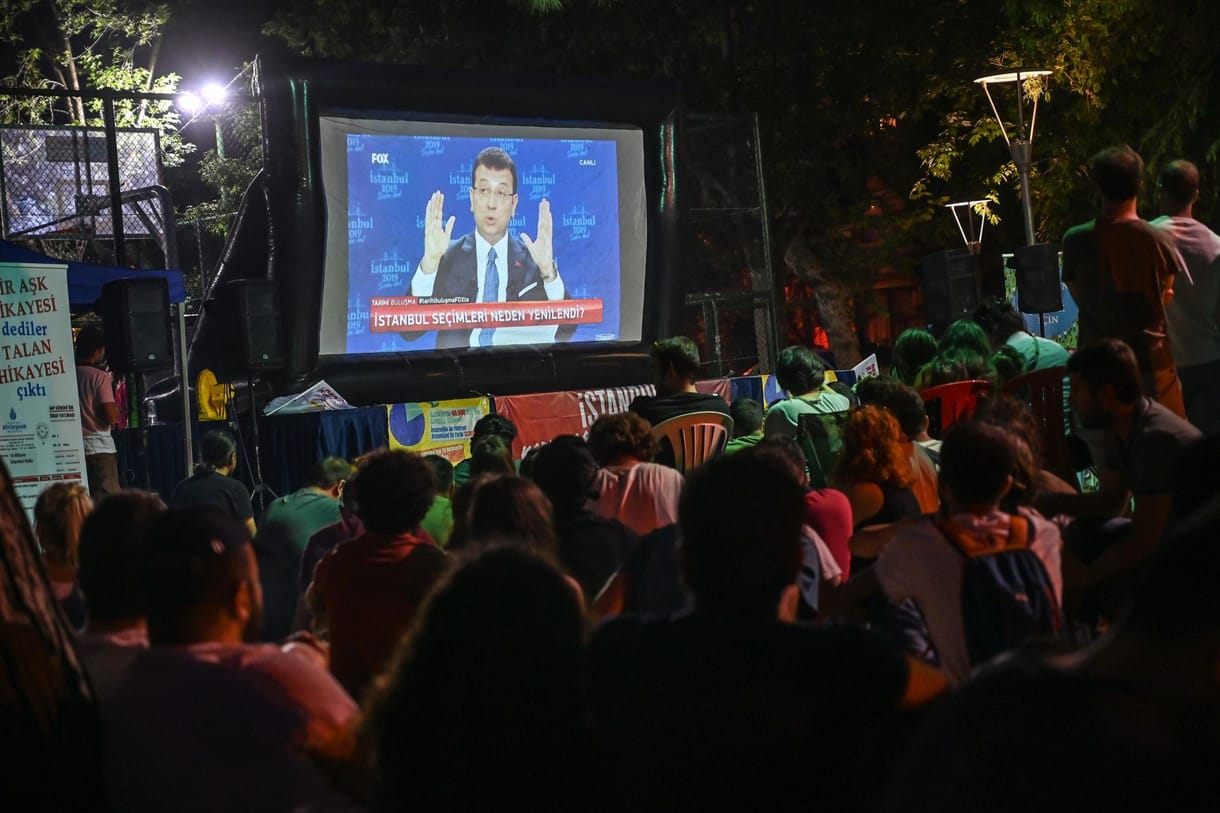 A török elnök emberére talált, Imamoglu bevitt egy gyomrost Erdogannak