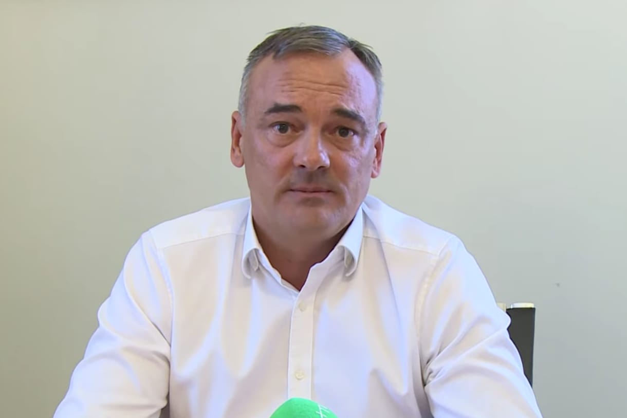 Hont András: A győriek innentől legalább hátulról is felismerik a polgármesterüket