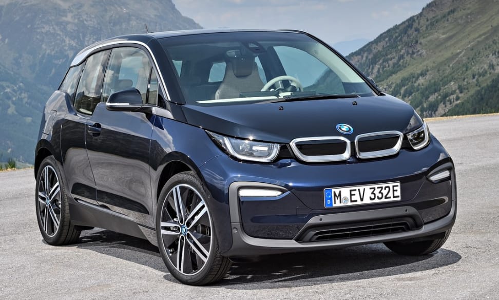 Ismét nő a hatótávja az egyik legnépszerűbb elektromos autónak, a BMW i3-nak