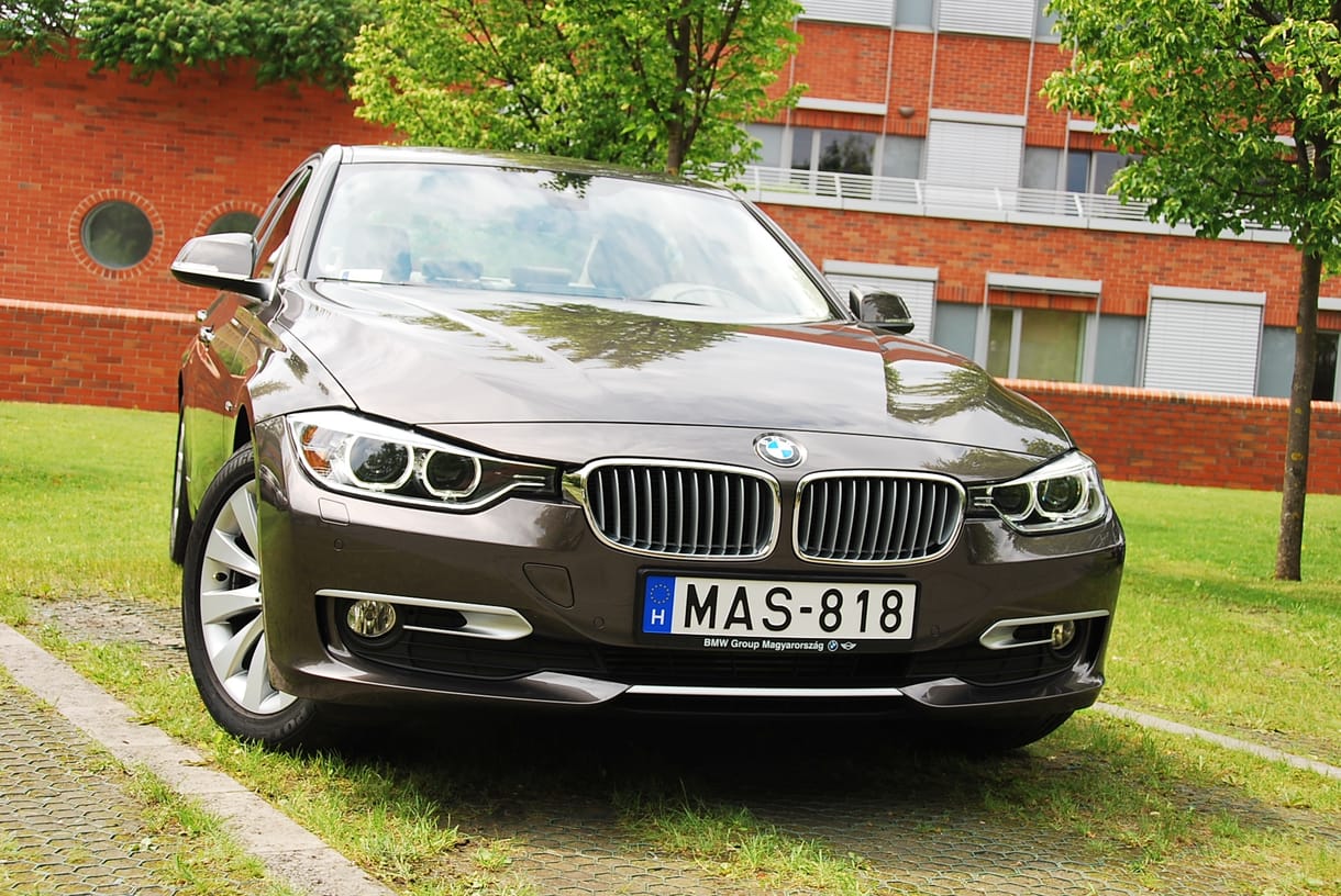 BMW 320d teszt: 5,4 litert evett
