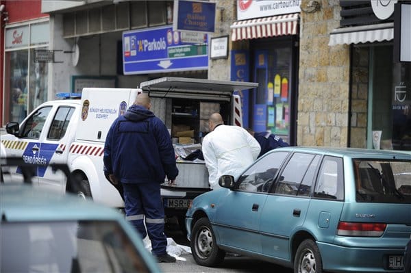 Kiraboltak egy ékszerboltot a II. kerületben