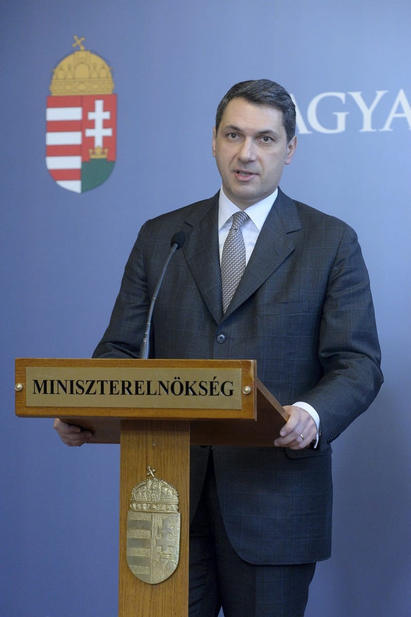 Lázár nem tud arról, hogy ő lenne Orbán utódja
