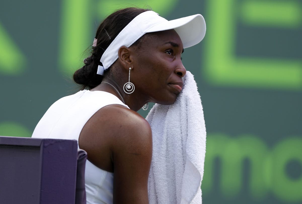 Charlestoni tenisztorna: Venus Williams is a nyolc között