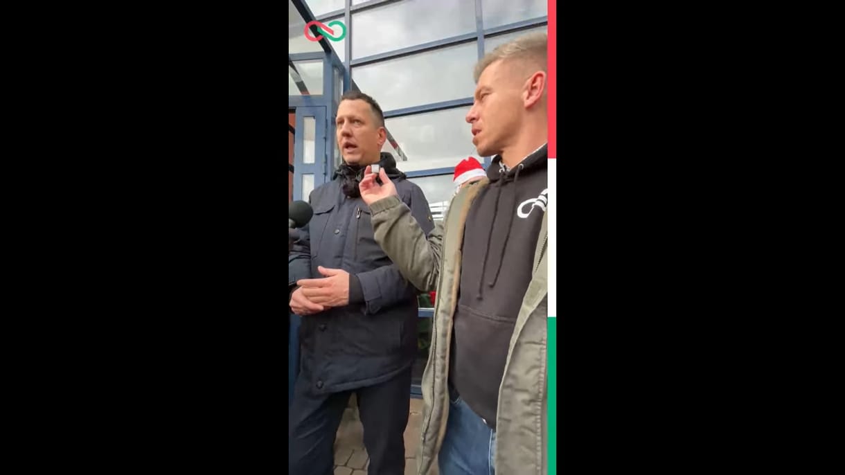 Ismét egy gyermekotthon előtt feszült egymásnak Magyar Péter és Fülöp Attila