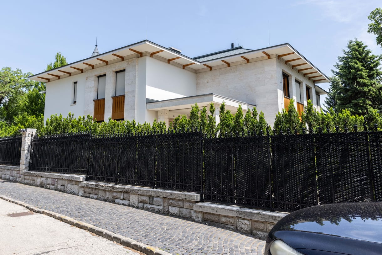 Háromszázmillió forintból újították fel Sulyok Tamás lakhelyét 