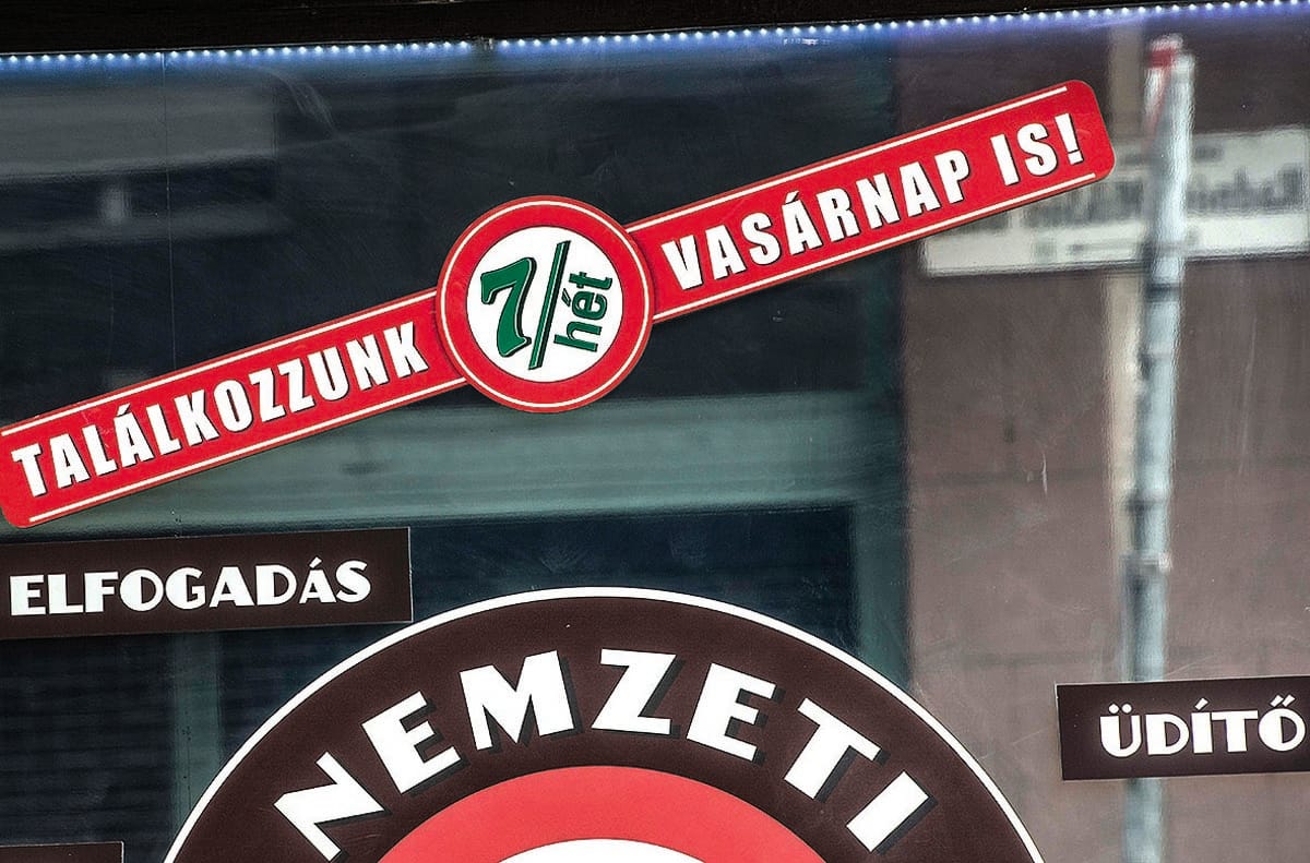 Négy és fél milliárdos nyereséget hozott tavaly a trafikok ellátása