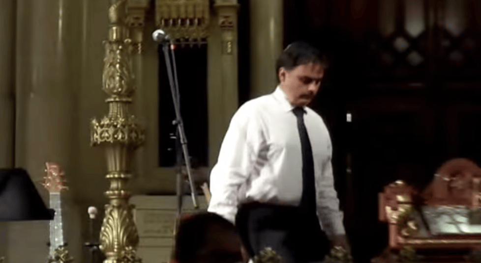 Videó: Belefojtották a szót Lázár emberébe a zsidó fesztiválon