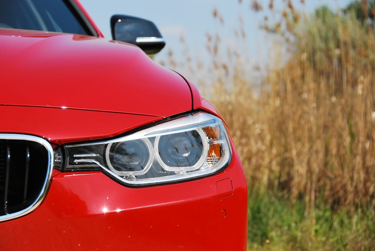 BMW 328i teszt: mesterhámas