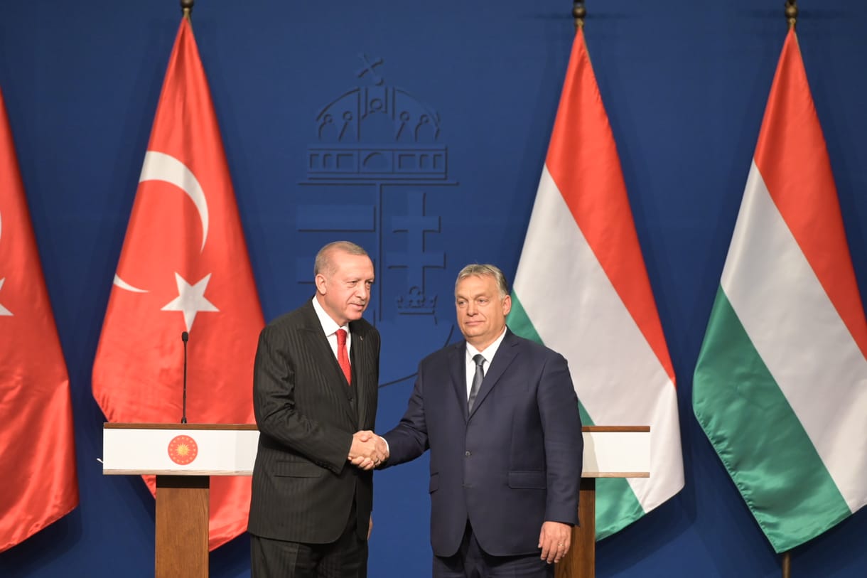 Die Presse: Orbán és Erdogan Putyin barátai, nincs helyük az EU-ban, illetve a NATO-ban