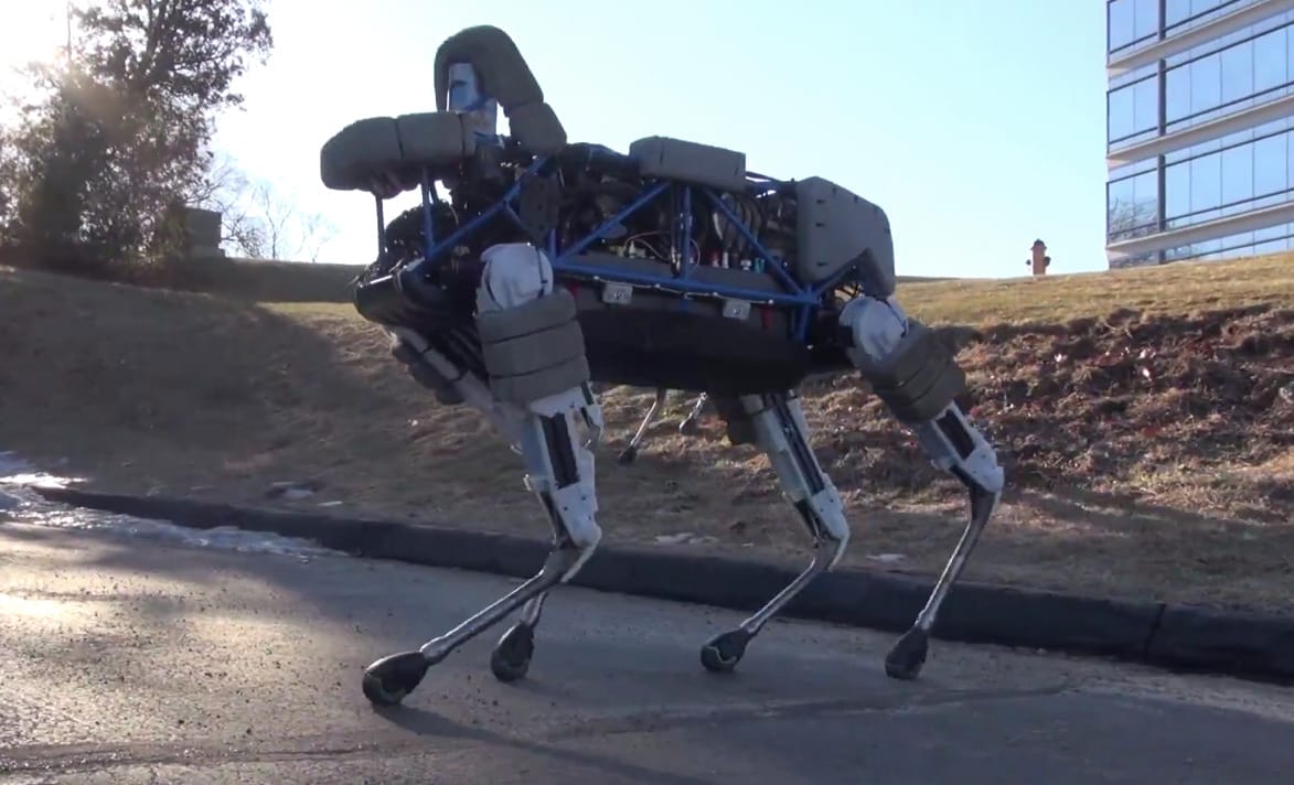 (Még) nem harap: meglepően ügyes robotkutyát csinál a Google – videó
