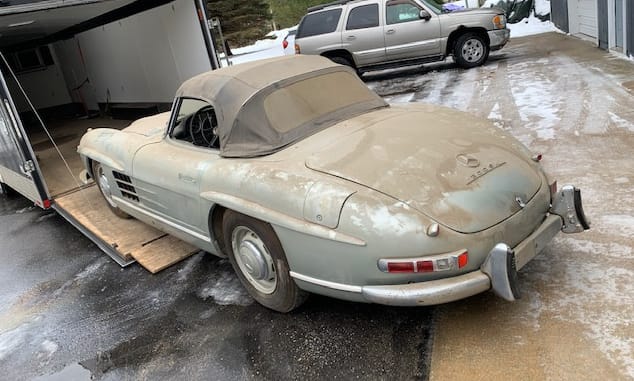 Méregdrága pajtalelet: alig használt 60 éves Mercedes 300 SL bukkant fel