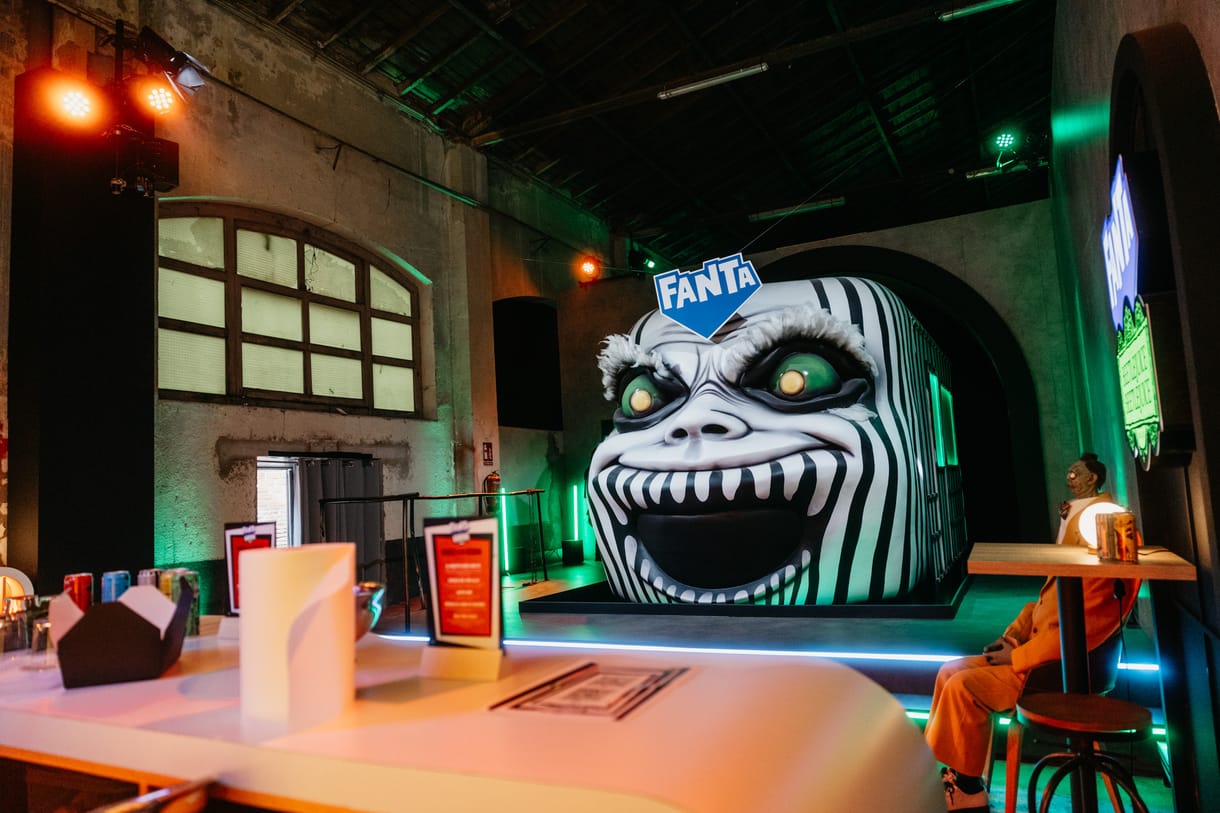 „Elég furán nézett volna ki Beetlejuice a kezében egy Fantával, nem?”