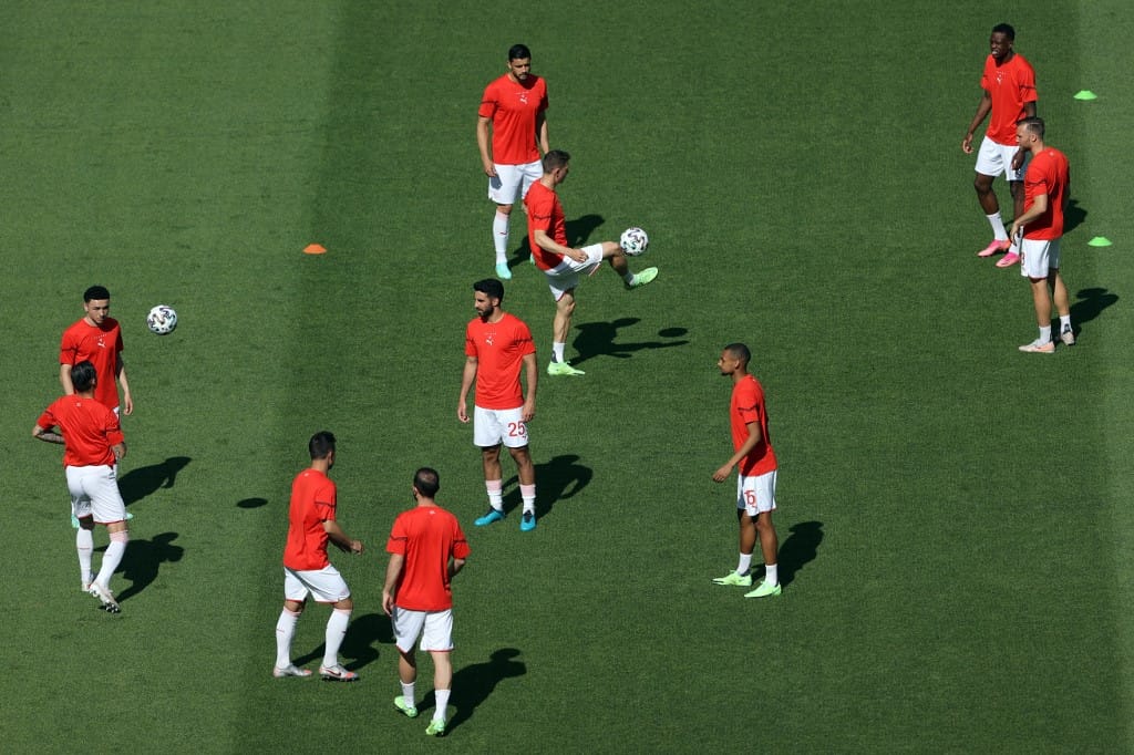 Bale és Xhaka is a kezdőben – itt vannak a Wales – Svájc meccs kezdőcsapatai
