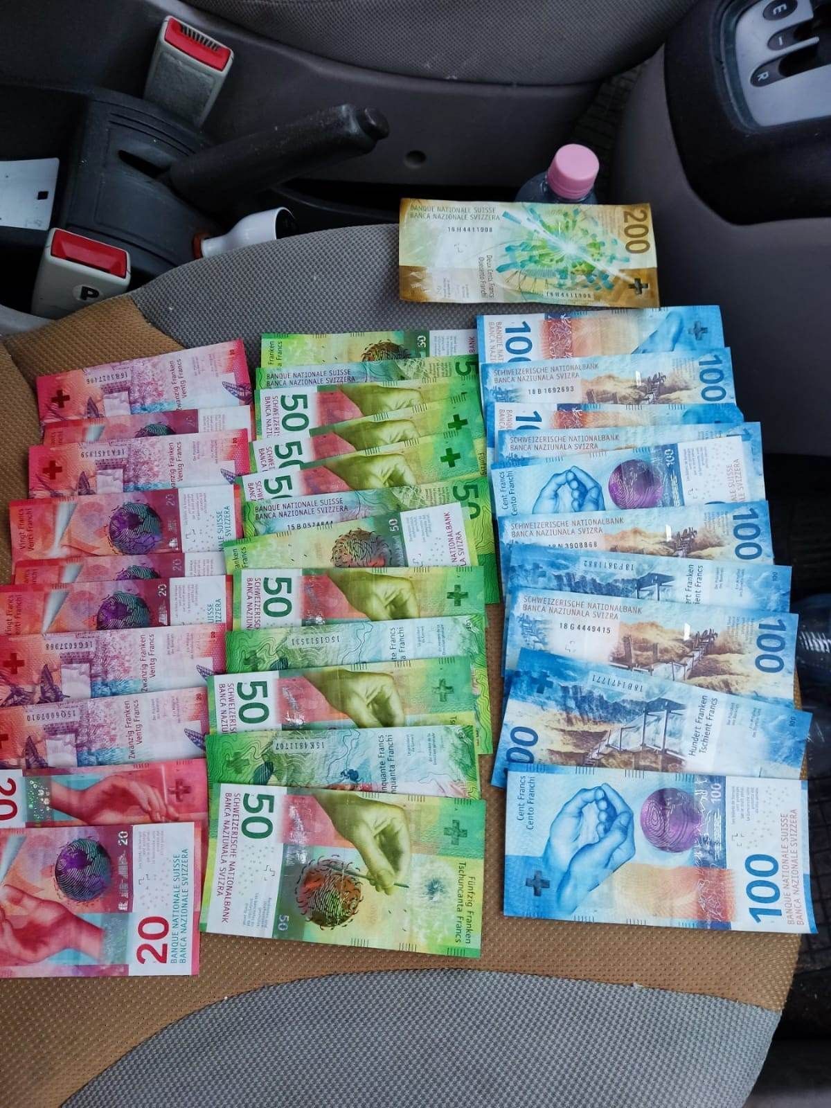 Egyszerre csaptak le a svájci és a magyar rendőrök egy prostituáltakat futtató mezőkövesdi bandára
