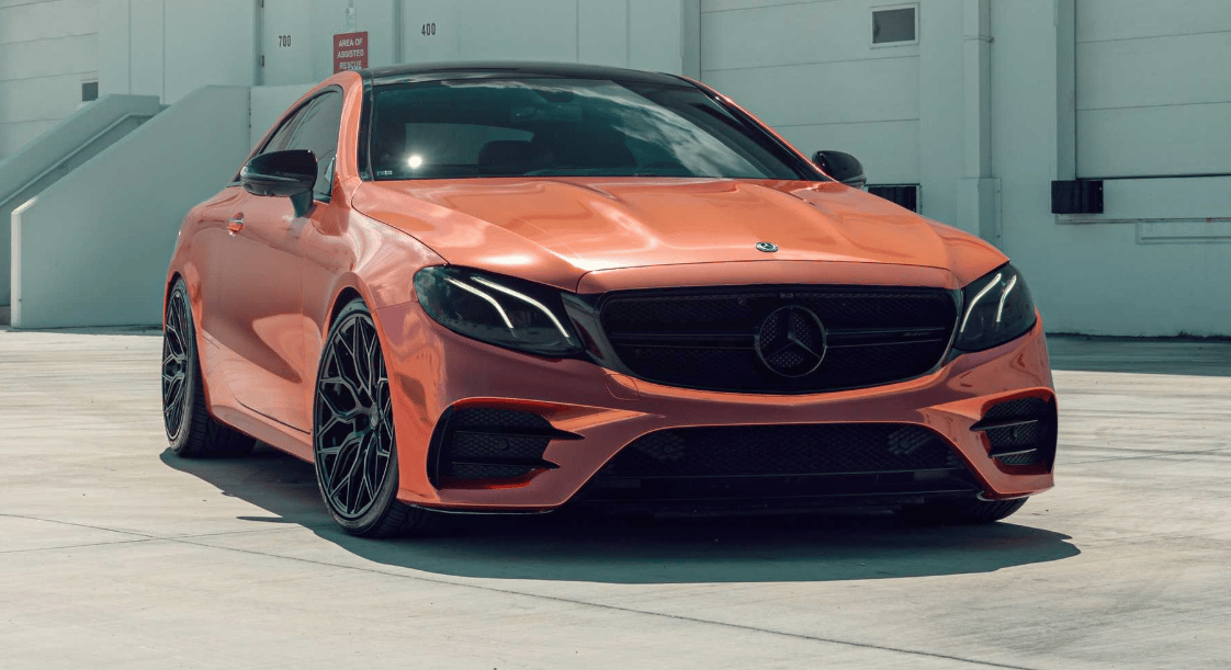 Ennél a tuningolt Mercedes-AMG E53 Coupénál összejött az elegancia is