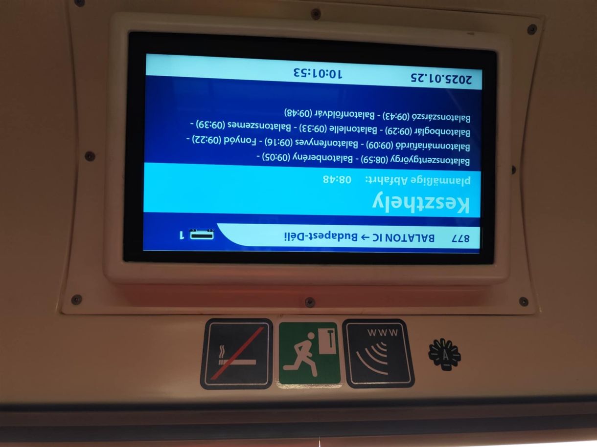 VEKE: Alighanem denevéreknek tervezték a MÁV járatain a kijelzőket