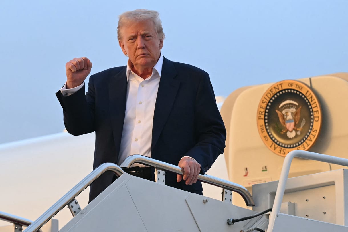 Donald Trump 1000 dollárt fizetne azoknak a bevándorlóknak, akik hazatoloncolják saját magukat