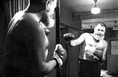 Hemingway súghatott az FBI-nak