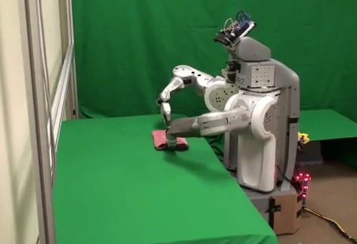 Nagymosásban segít a robot