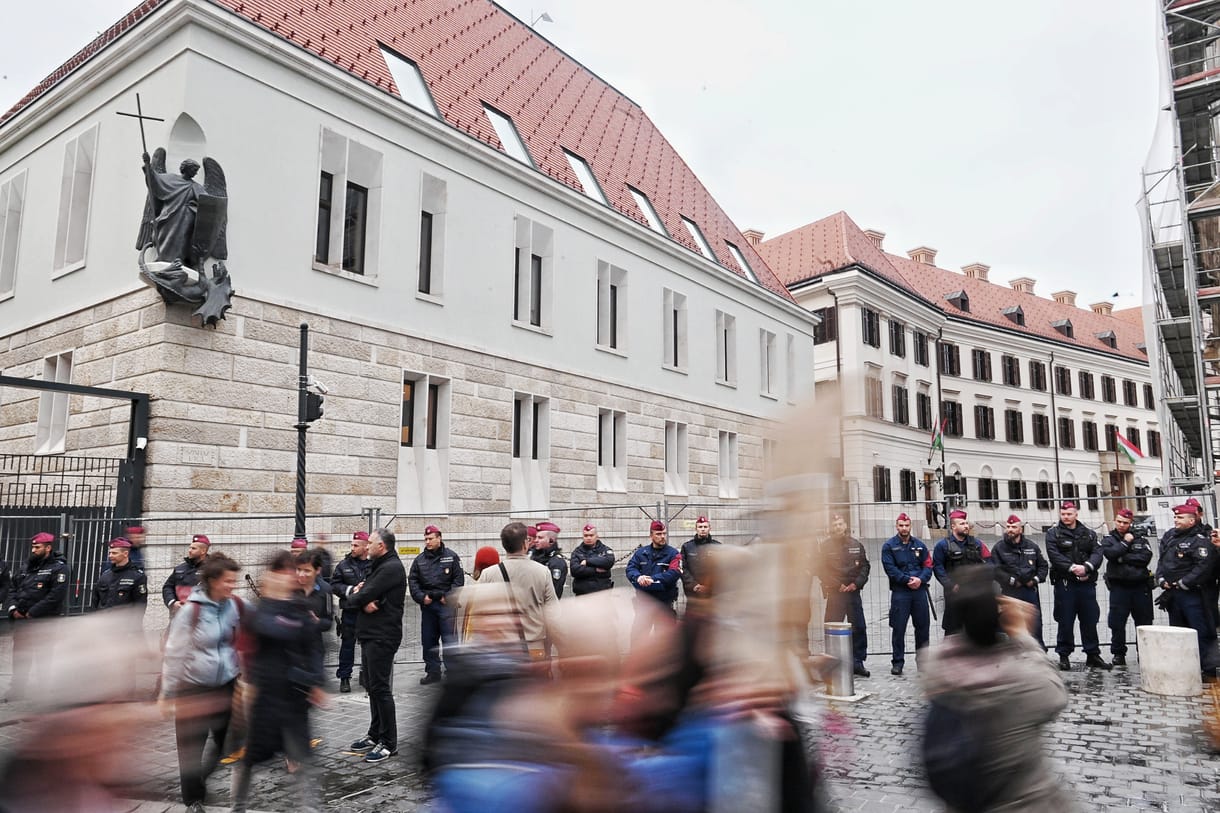 Megint a Karmelitában jártak a kormánypárti médiumok vezetői