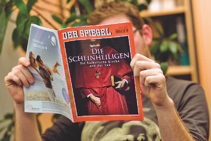 Visszaadja díjait a Der Spiegel hírhamisítással vádolt újságírója