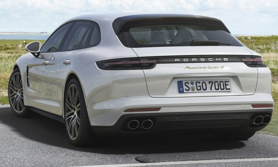 Gyors puttonyos: itt a 680 lóerős kombi Porsche