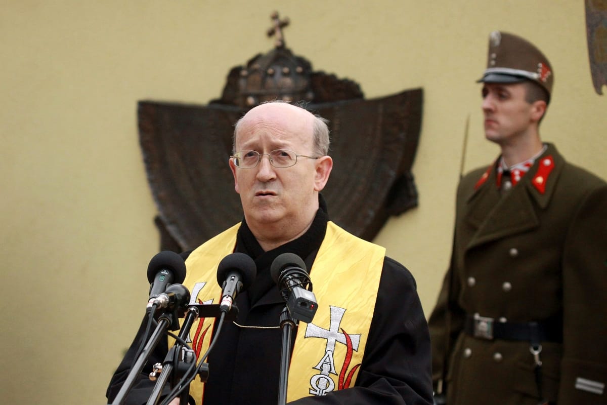 Veszprémi érsek: A Charlie Hebdo alkalmazottai is felelősek a tragédiáért