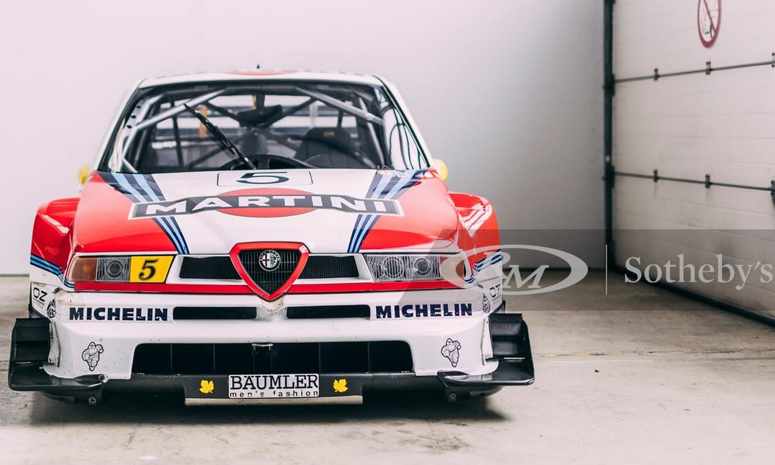 Egy ikonikus Martini szettes Alfa Romeo 155 várja új gazdáját