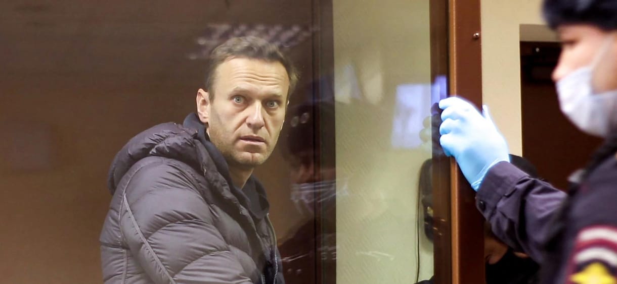 Orvosa szerint Alekszej Navalnij „bármelyik percben” meghalhat