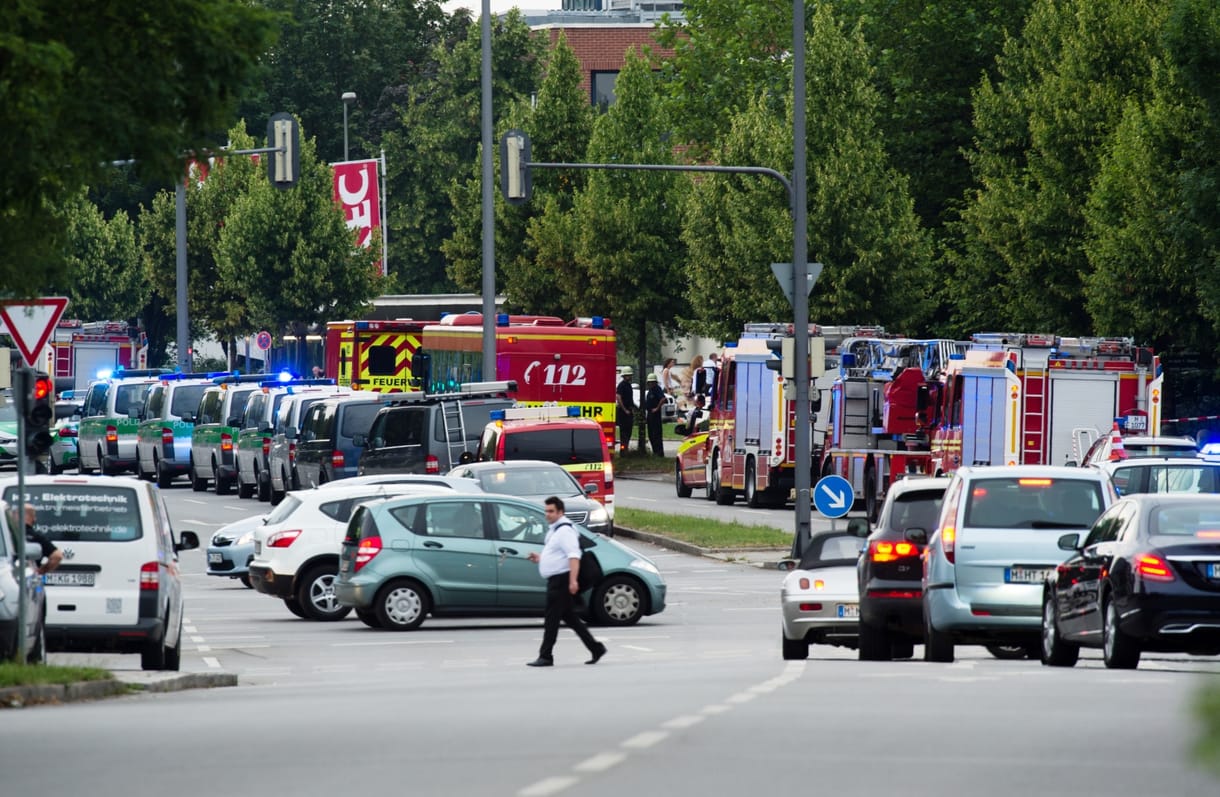 “A terroristáktól kevésbé félek, mint Európa elvesztésétől” - magyarok Németországból