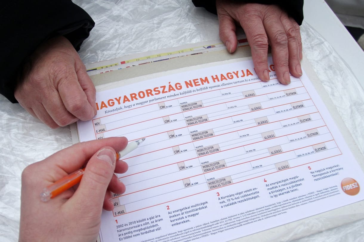 Munkaidőben küldték ki a magánklinika dolgozóit, hogy gyűjtsenek aláírásokat a Fidesznek