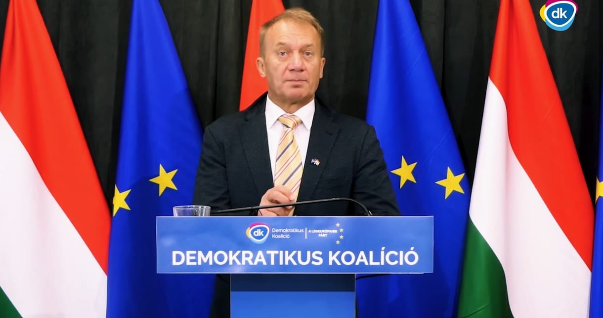 Pert nyert a DK, ki kell adni, hogy milyen feltételek mellett vette fel a kormány a 400 milliárd forintos gigahitelt kínai bankoktól