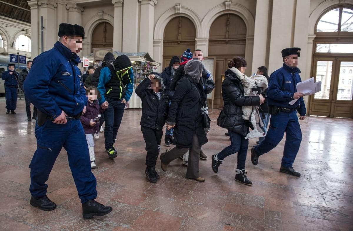 Tüdőgyulladásban halt meg a Down-szindrómás koszovói kislány