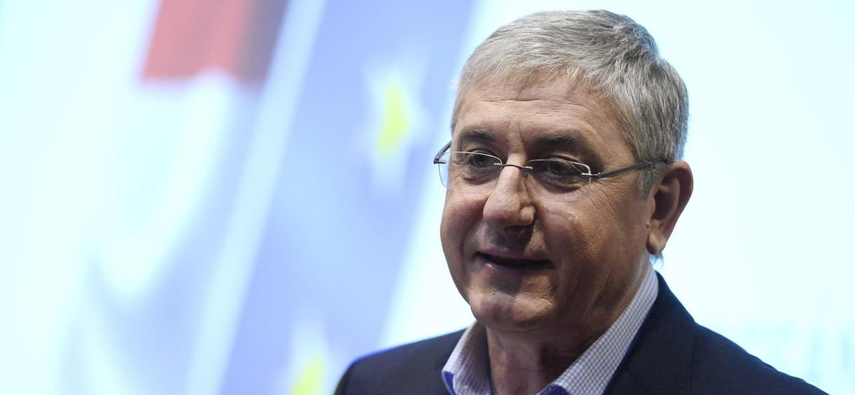 Gyurcsány Ferenc felhívta Szájer Józsefet