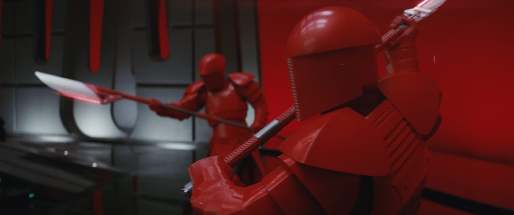 Bámulatos helyszínek, különös új lények – 22 fotó a Star Wars 8-ból