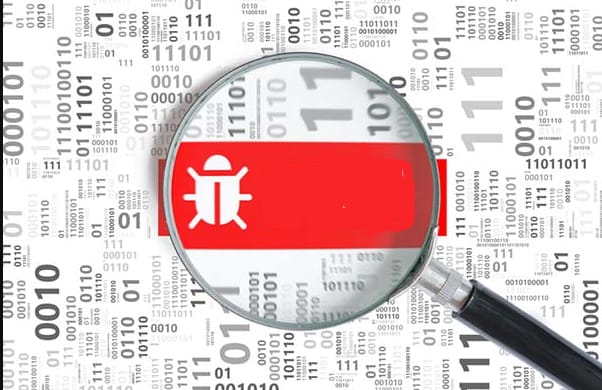 Akasztják a hóhért: hibákat találtak a Google hibakeresőjében
