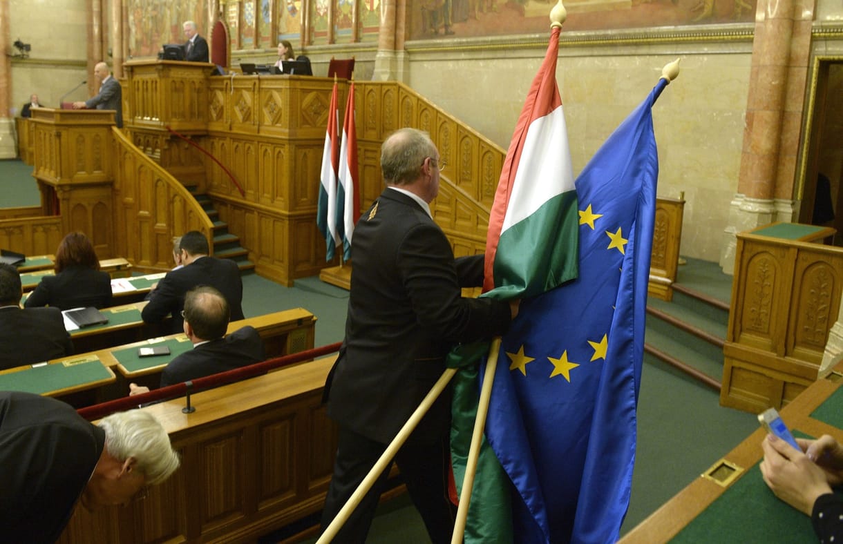 Kár is volna tagadni, hogy a Fidesz a Jobbiktól lop