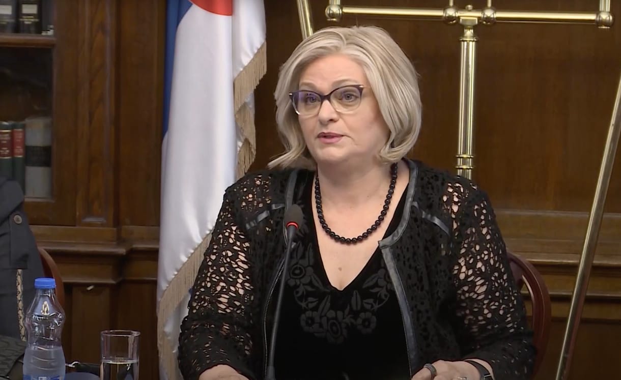 Szeretettel a Vajdaságból: Lejáratta magát a „krumplibotrányba” keveredett szerb jegybankelnök