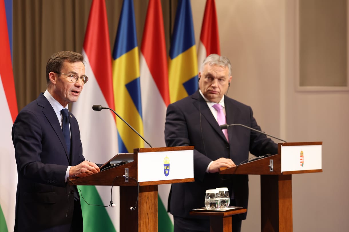 New York Times: Mi vezérelte Orbánt a svéd NATO-ügyben? Az egója, Putyin vagy a négy Gripen?