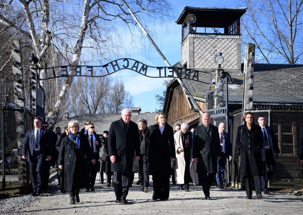 A haláltábor felszabadításának 80. évfordulójára emlékeztek Auschwitzban