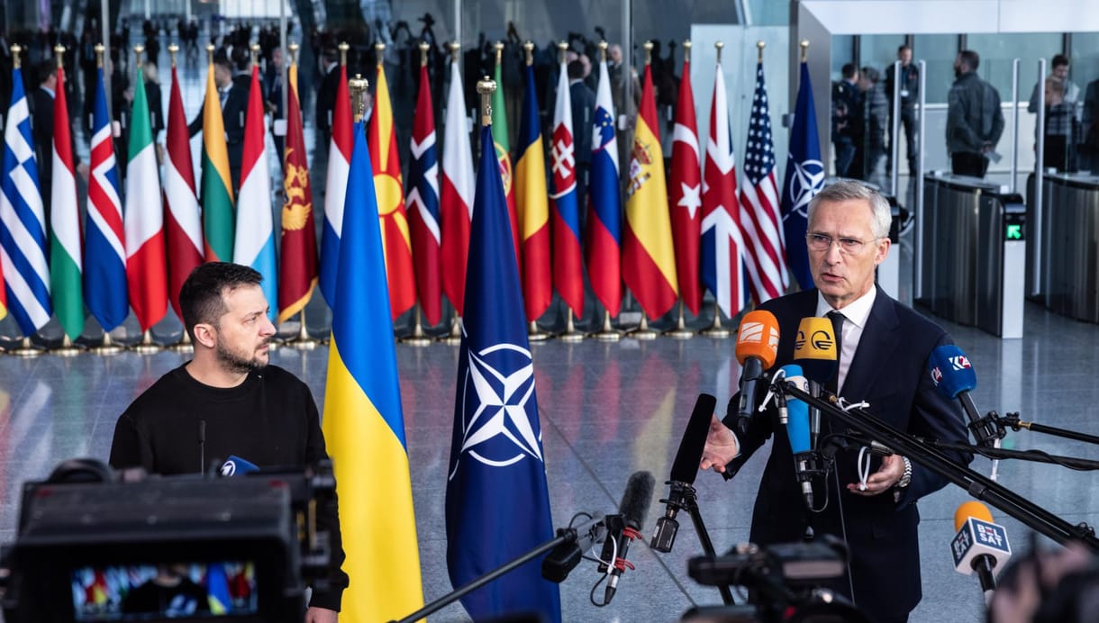 Váratlanul Brüsszelbe érkezett Volodimir Zelenszkij