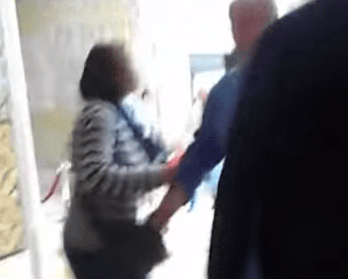 Sokkoló videó: Így tört ki a terrortámadás a tuniszi múzeumban