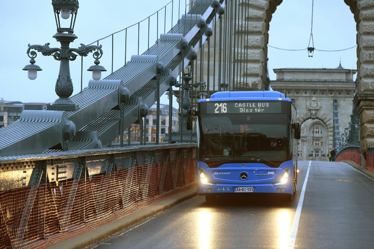Hamarabb befejeződhet a Lánchíd felújítása