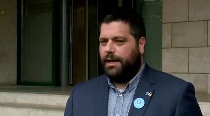 Besétált a valóság a Liberálisok sajtótájékoztatójába - videó