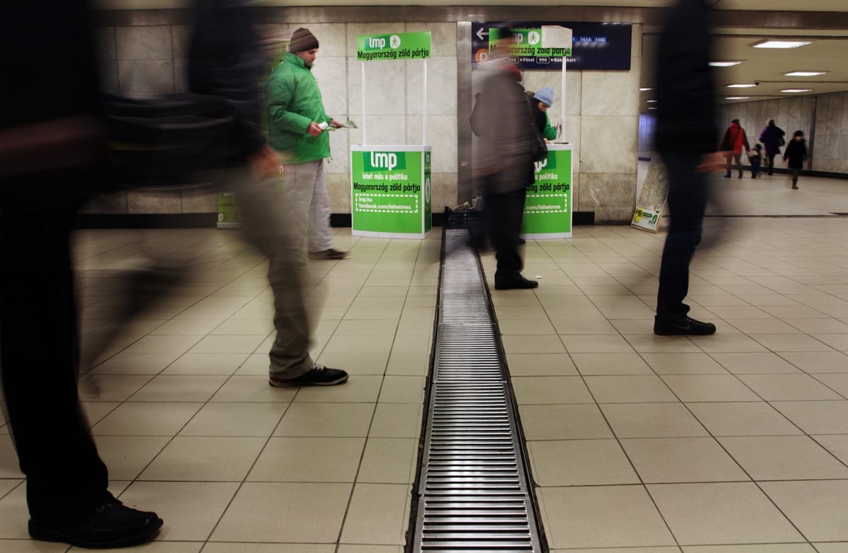 A Pesti Hírlap felfüggeszti a rikkancsos terjesztést a koronavírus miatt