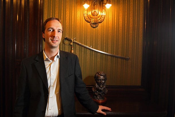 Oszkó Péter: féktelen a kormány pénzéhsége