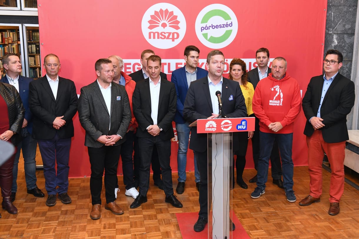 Az MSZP-vezetés nem mond le, később döntik el, kit küldenek az EP-be