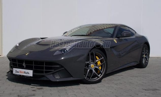 A debreceni 93 millió forintos Ferrari, amiért cserébe akár egy házat is elfogadnak